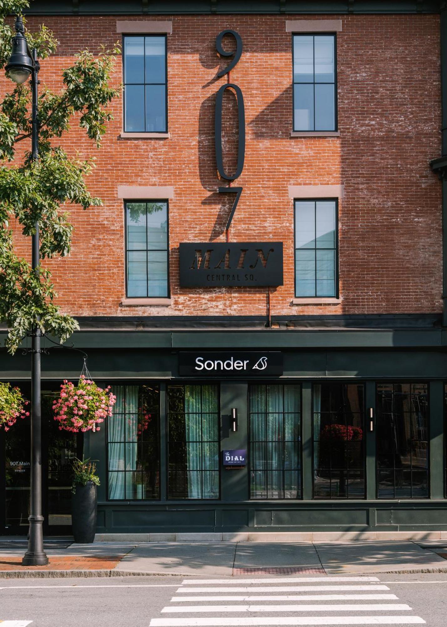 Sonder 907 Main Hotel Cambridge Exterior photo